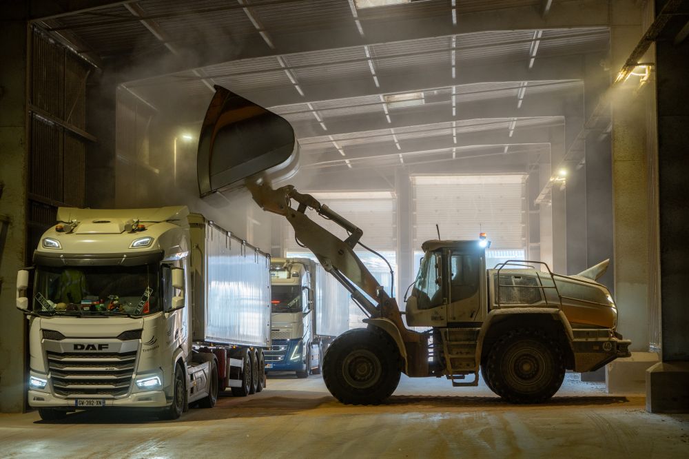 Commodities in transit in Lorient port
